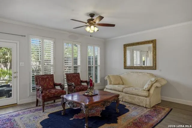 145 Elizabeth Alamo Heights, TX 78209