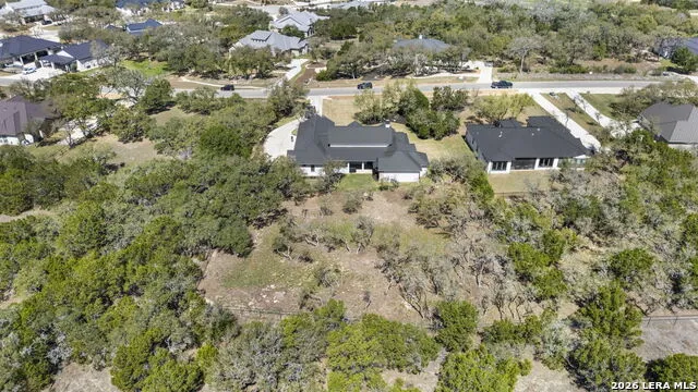 979 Belle Oaks Bulverde, TX 78163