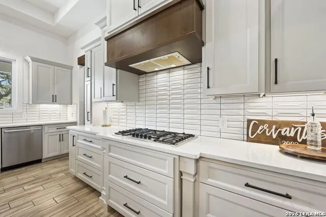 979 Belle Oaks Bulverde, TX 78163