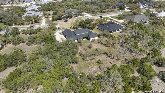 979 Belle Oaks Bulverde, TX 78163