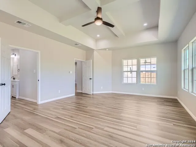 8501 UTOPIA BLVD Selma, TX 78154