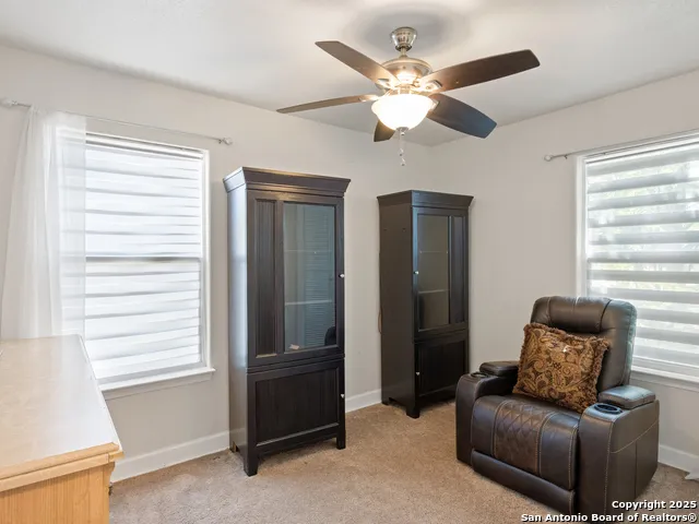 505 Avenue E Poteet, TX 78065