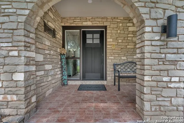 11650 Sunset Ranch Helotes, TX 78023