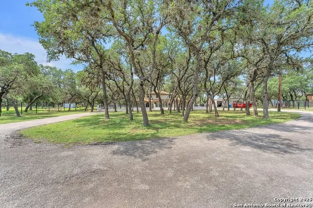11650 Sunset Ranch Helotes, TX 78023