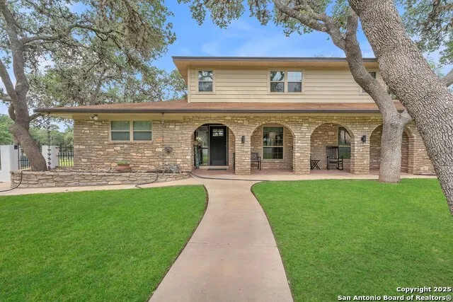 11650 Sunset Ranch Helotes, TX 78023