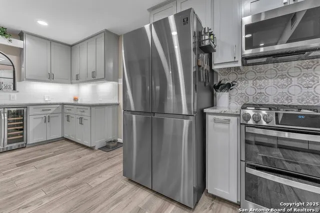 11650 Sunset Ranch Helotes, TX 78023