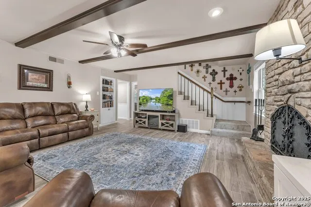 11650 Sunset Ranch Helotes, TX 78023