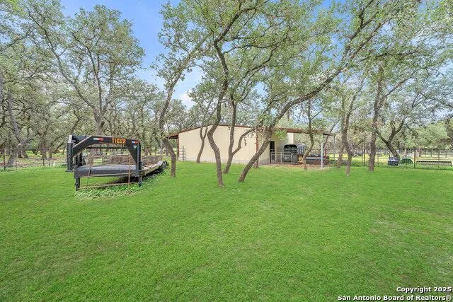 11650 Sunset Ranch Helotes, TX 78023