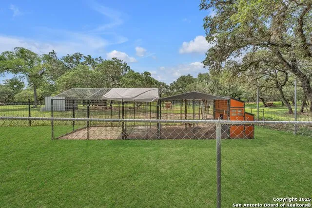11650 Sunset Ranch Helotes, TX 78023