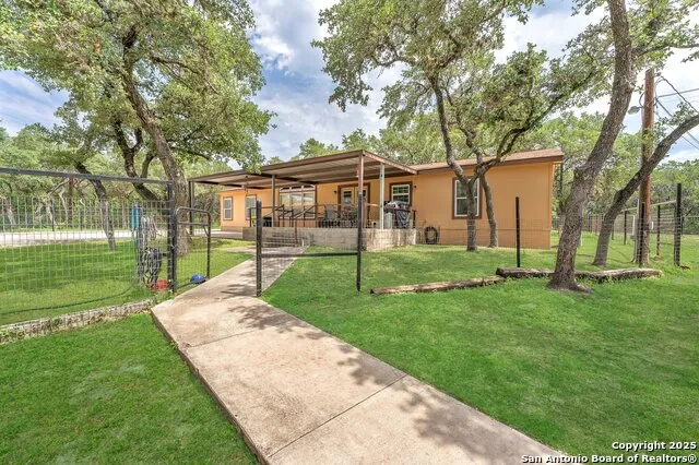 11650 Sunset Ranch Helotes, TX 78023
