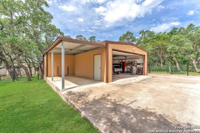 11650 Sunset Ranch Helotes, TX 78023