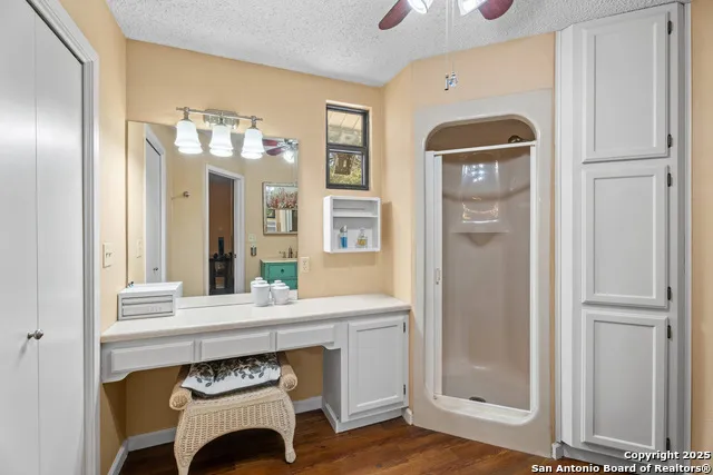 102 Zornia Castle Hills, TX 78213