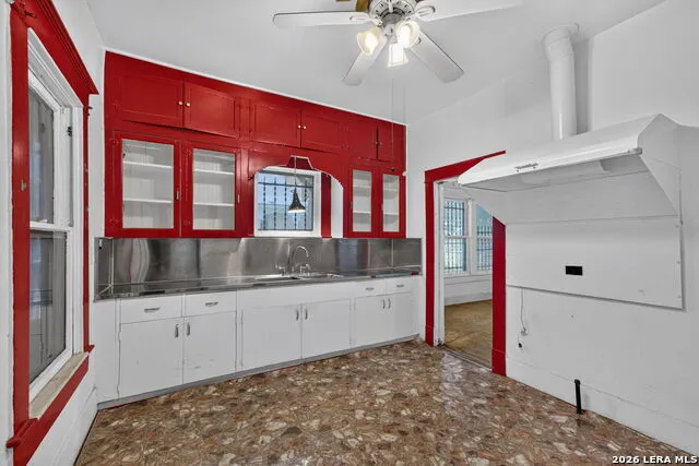 306 Jennings San Antonio, TX 78225