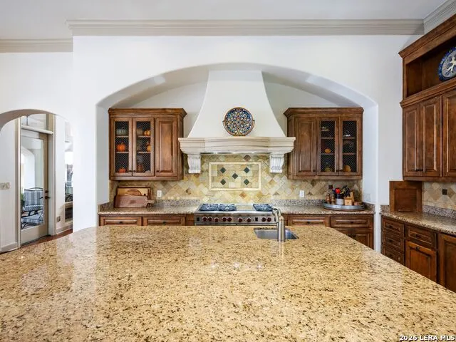 222 Farne Castle Shavano Park, TX 78249