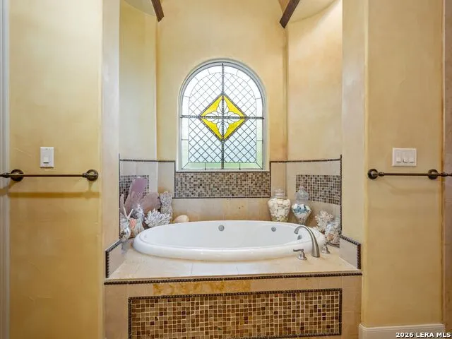 222 Farne Castle Shavano Park, TX 78249