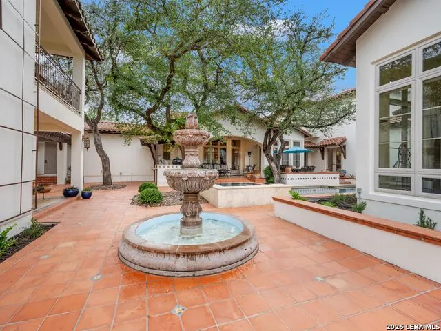 222 Farne Castle Shavano Park, TX 78249
