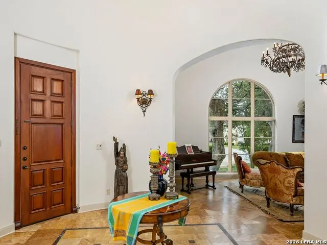 222 Farne Castle Shavano Park, TX 78249