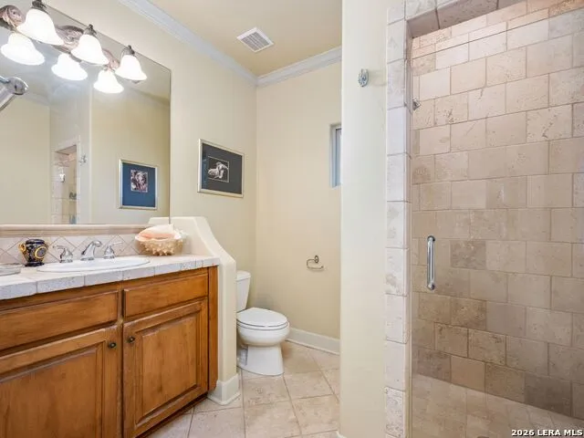 222 Farne Castle Shavano Park, TX 78249