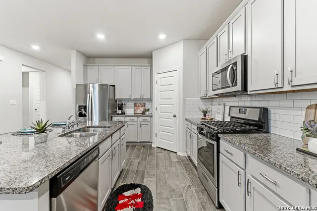5050 Italica Rd San Antonio, TX 78253