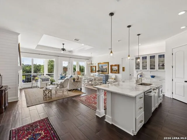 109 Serapia Garza Blanco, TX 78606
