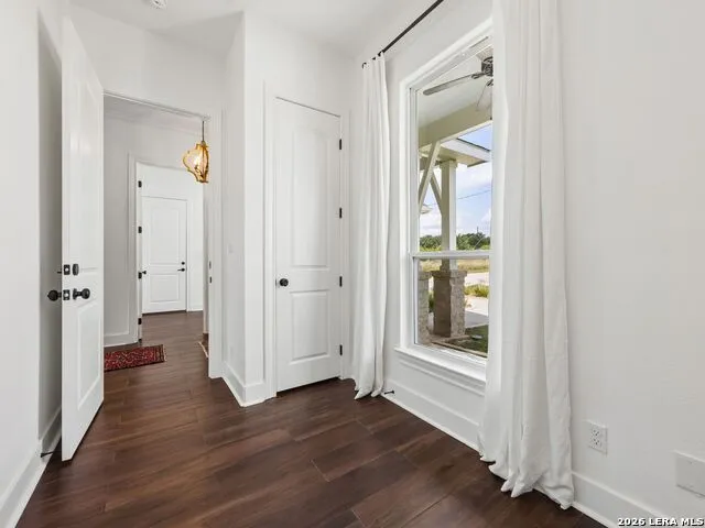 109 Serapia Garza Blanco, TX 78606