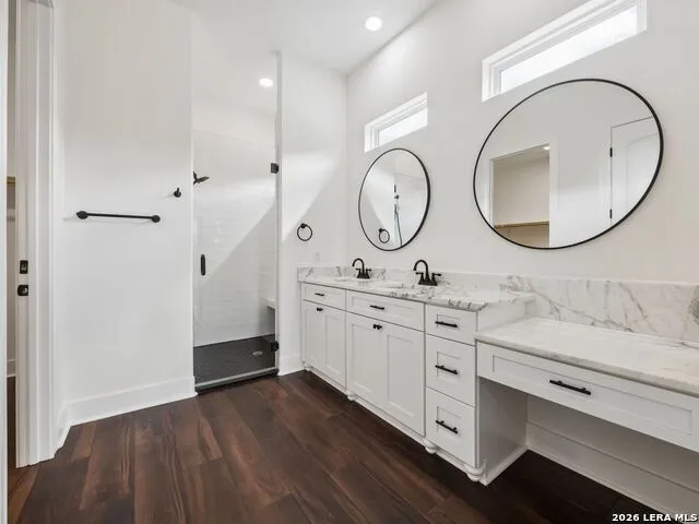 109 Serapia Garza Blanco, TX 78606