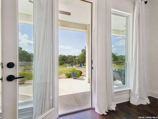 109 Serapia Garza Blanco, TX 78606