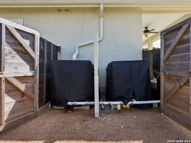 109 Serapia Garza Blanco, TX 78606
