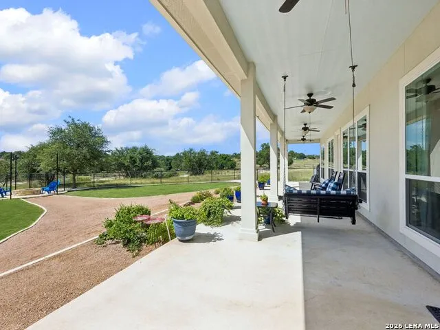 109 Serapia Garza Blanco, TX 78606