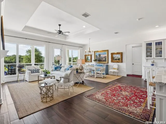 109 Serapia Garza Blanco, TX 78606