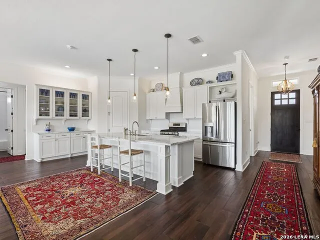 109 Serapia Garza Blanco, TX 78606