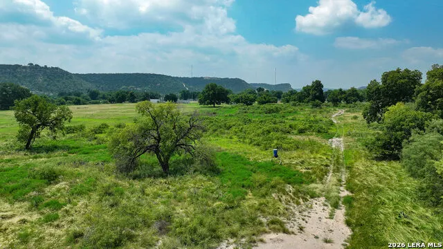 308 Hackberry St Junction, TX 76849