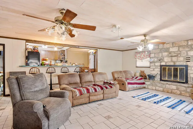 308 Hackberry St Junction, TX 76849