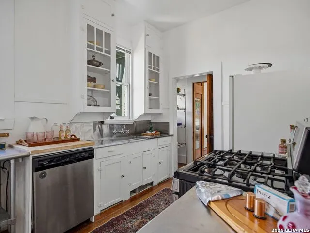 201 E Rische San Antonio, TX 78204