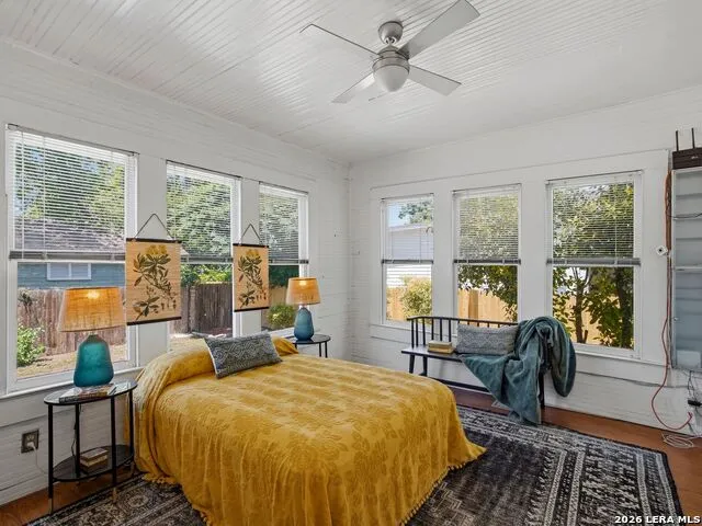 201 E Rische San Antonio, TX 78204