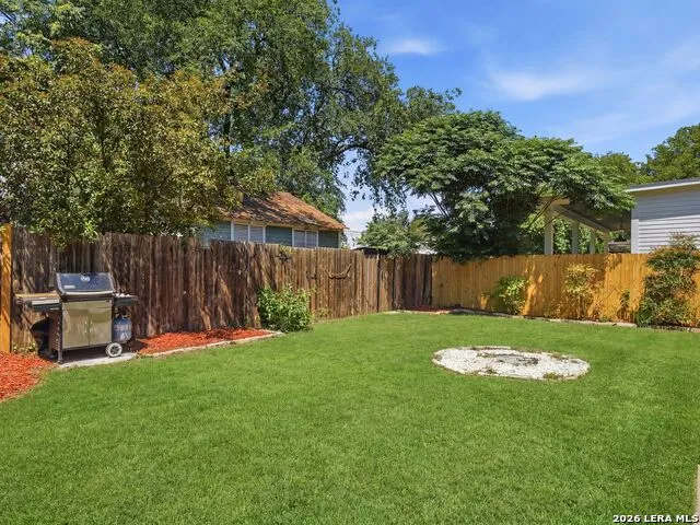 201 E Rische San Antonio, TX 78204