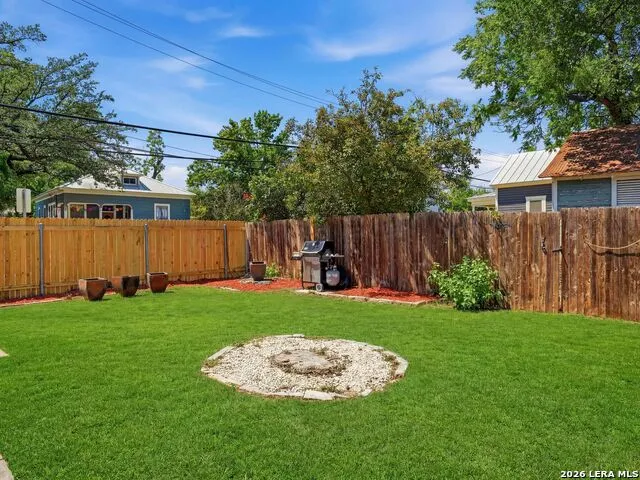 201 E Rische San Antonio, TX 78204