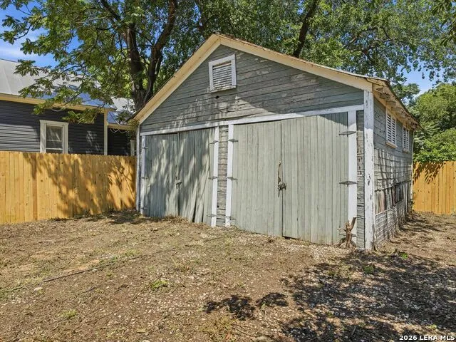201 E Rische San Antonio, TX 78204