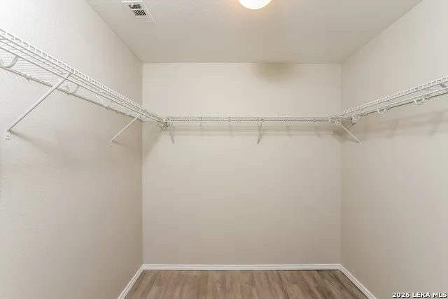 8039 SILVER GRV San Antonio, TX 78254