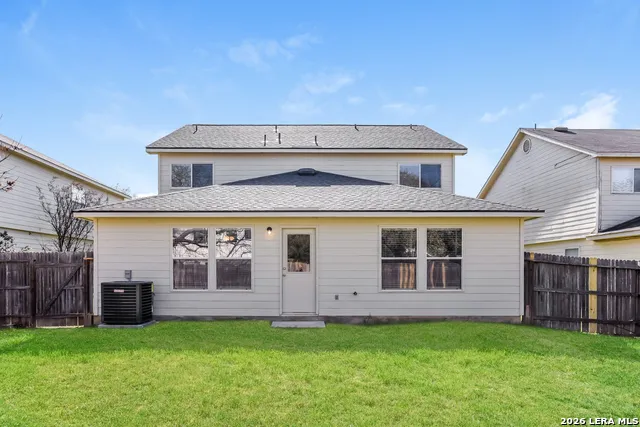8039 SILVER GRV San Antonio, TX 78254