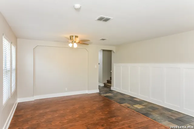 8039 SILVER GRV San Antonio, TX 78254