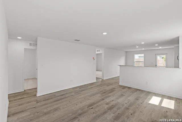 454 WHITE HERON WAY Marion, TX 78124