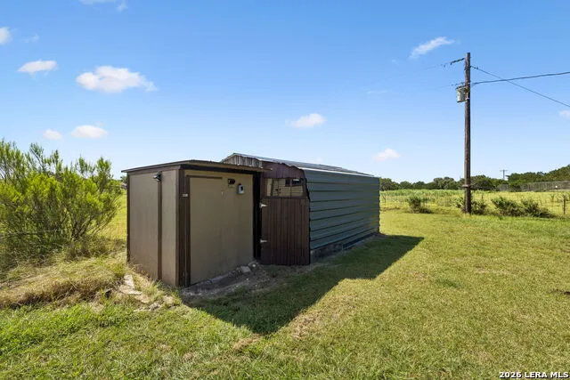 1355 BROAD OAK DR Bandera, TX 78003