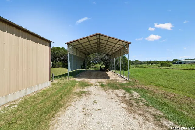 1355 BROAD OAK DR Bandera, TX 78003