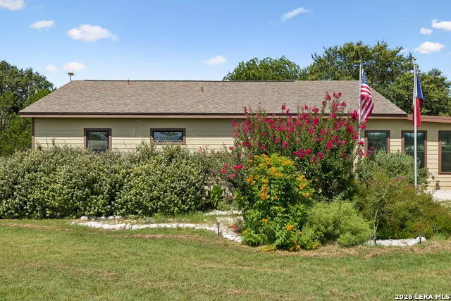 1355 BROAD OAK DR Bandera, TX 78003
