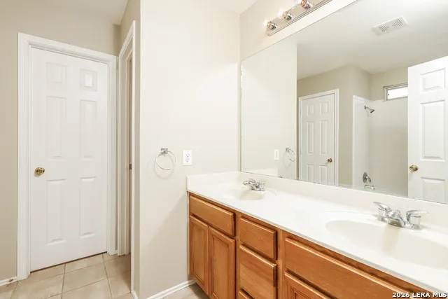 8611 TIOGA PASS Helotes, TX 78023