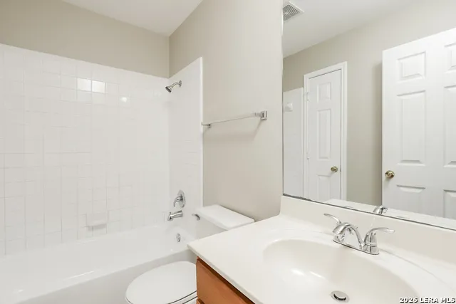 8611 TIOGA PASS Helotes, TX 78023
