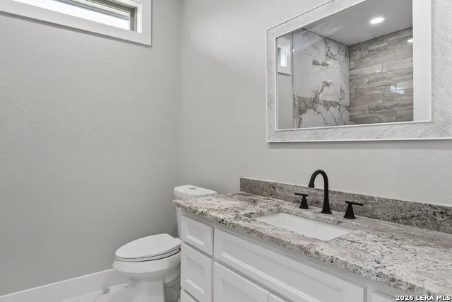 490 North Star Dr Bandera, TX 78003