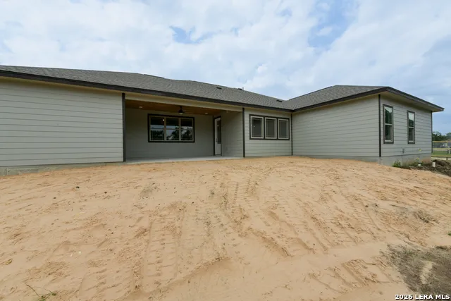 490 North Star Dr Bandera, TX 78003