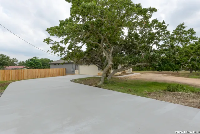 490 North Star Dr Bandera, TX 78003